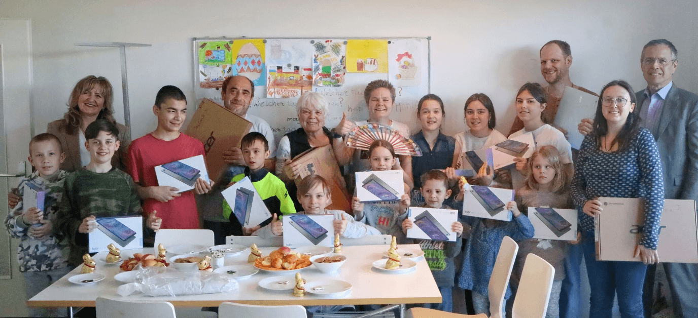 Gruppenaufnahme zur Meldung über ukrainische Waisenkinder